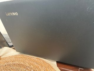 Portátil Lenovo Negro