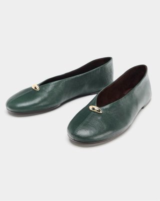 Bailarinas de piel verde con aplique