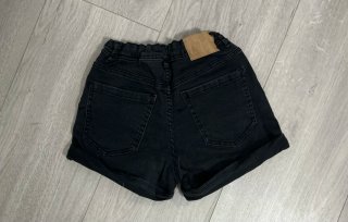 Pantalón corto vaquero negro