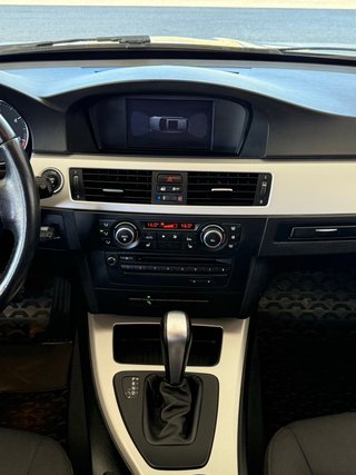 BMW Serie 3  320d Touring Automatico 2012