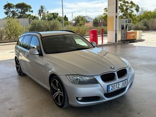 BMW Serie 3  320d Touring Automatico 2012