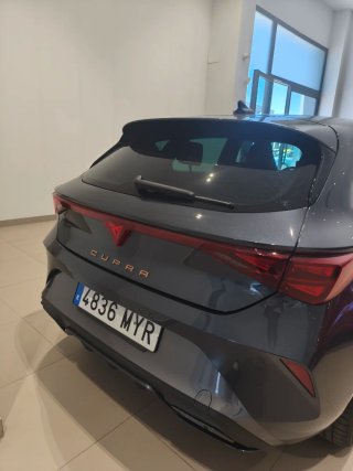 CUPRA Leon 2025