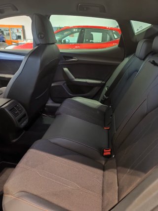 CUPRA Leon 2025