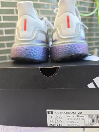 Adidas Ultraboost 20 blanca/morada Talla 40