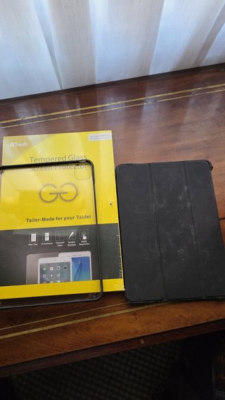 iPad Pro 11 2020 128GB LTE + Magic Keyboard