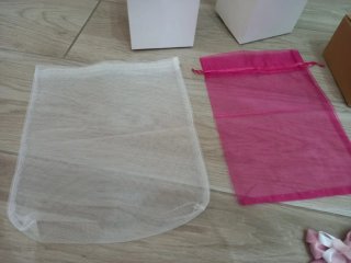 Lotto articoli rosa
