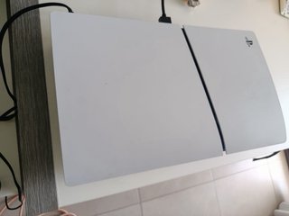 PS5 Slim 1TB + Mando Como Nueva