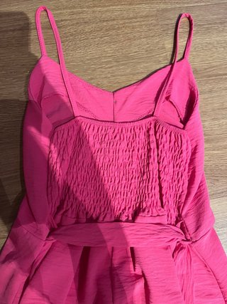 Vestido rosa con botones