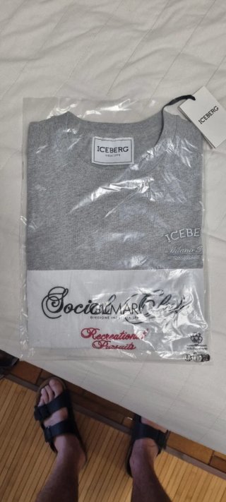 T-shirt Iceberg grigio e bianco
