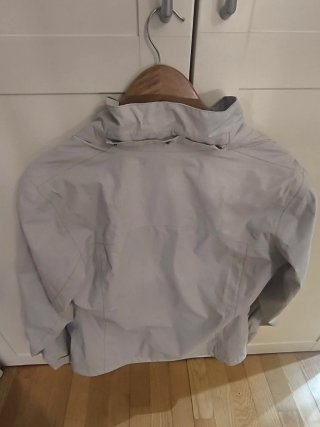 Chaqueta impermeable Quechua Talla M