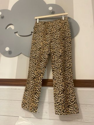 Pantalones capri de Zara Animal Print