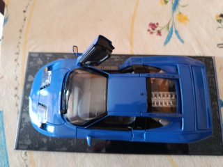 Modellino Bugatti eb110 by Maisto