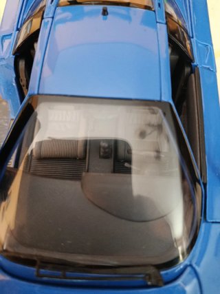 Modellino Bugatti eb110 by Maisto