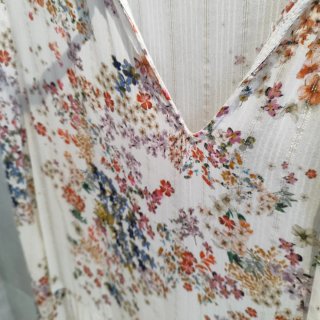 Vestido Oysho floral talla S