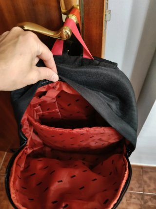 Mochila Deadpool Negra y Roja