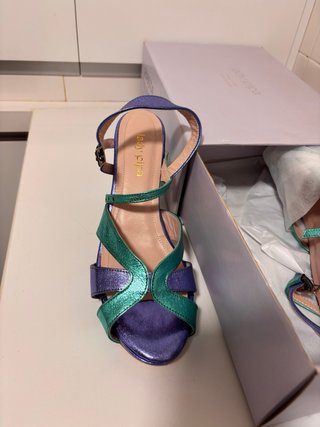 Sandalias Lady Pipa Morado y Verde