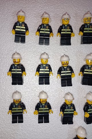 Lote 22 Minifiguras LEGO City Bomberos (LEED)