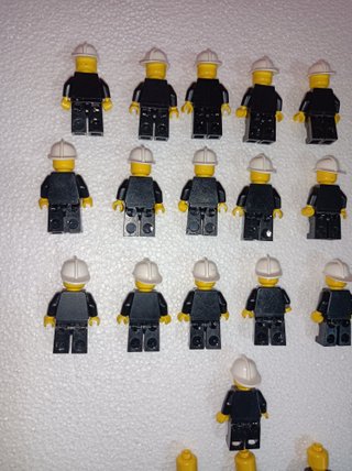 Lote 22 Minifiguras LEGO City Bomberos (LEED)