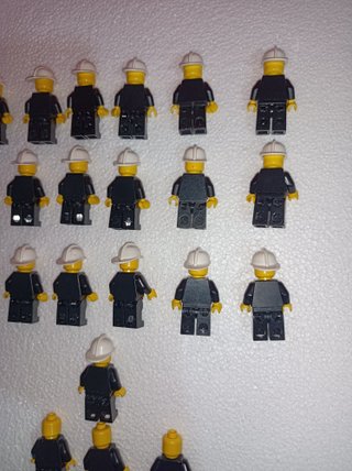 Lote 22 Minifiguras LEGO City Bomberos (LEED)