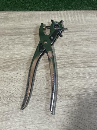Juego de perforadora de cuero Amazon Basics