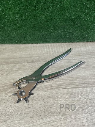 Juego de perforadora de cuero Amazon Basics