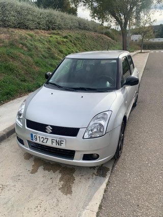 Suzuki Swift 2007 1.3 92cv 4x4 averiado!!