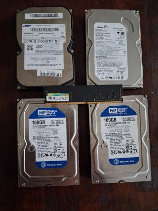 Discos Duros SATA y Memoria RAM