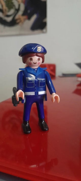 Playmobil Policía Chica con Pistola