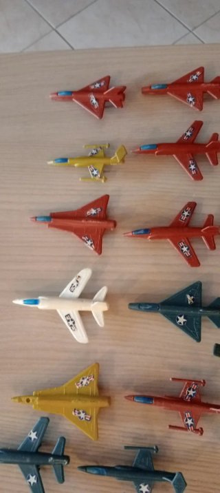 Soldatini e mezzi militari Atlantic vintage