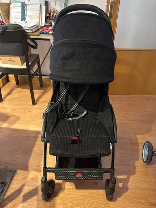 Silla de paseo Maclaren Atom Negra