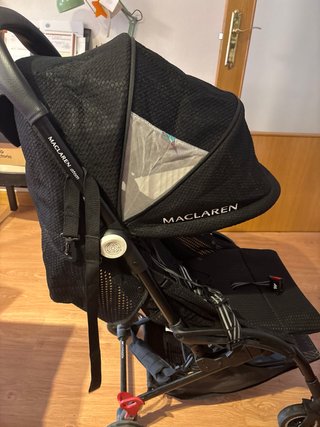 Silla de paseo Maclaren Atom Negra