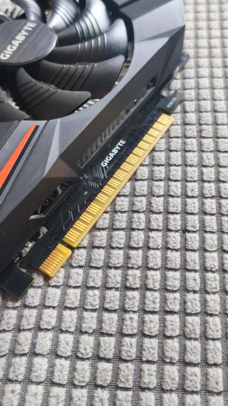 Gigabyte 1050 Ti Tarjeta Gráfica