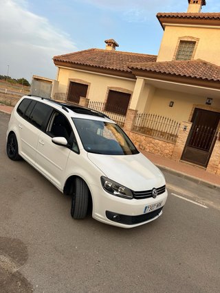 Volkswagen Touran 2012