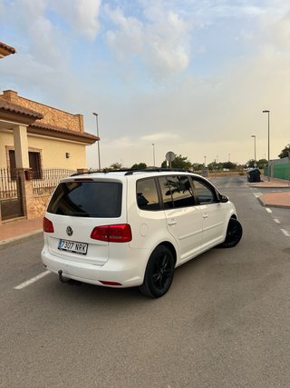 Volkswagen Touran 2012