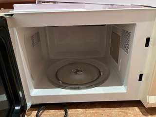 Microondas Teka con soporte de pared