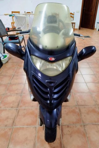 Kymco Grand Dink 250