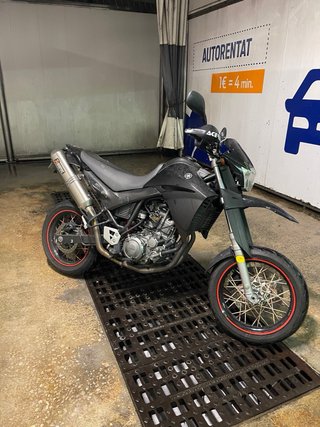 Yamaha XT660X supermotard