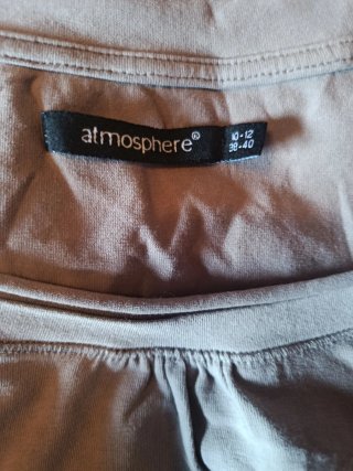 Camiseta beige manga larga talla M