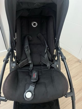 Bugaboo Bee 5 con capazo y patinete
