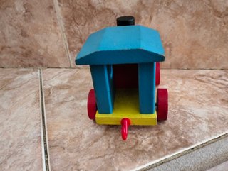 Tren de madera infantil