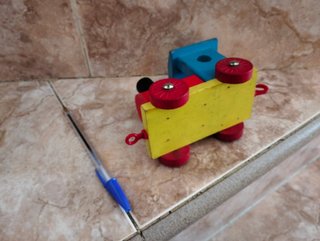 Tren de madera infantil