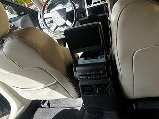 Chrysler 300C SOLO 55MIL KM