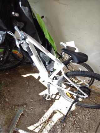 Bicicleta Eléctrica Blanca