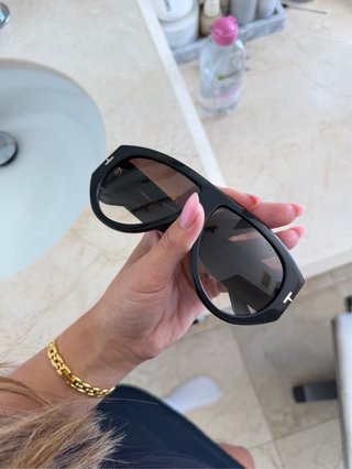 Gafas de sol Tom Ford negras y marrones