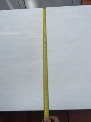Mesa de pino y 4 sillas