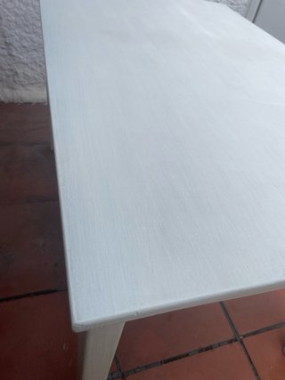 Mesa de pino y 4 sillas