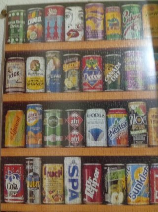 Puzzle de latas de bebidas