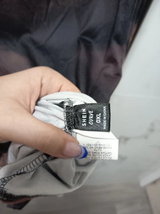 Camiseta Malla Estampada Manga Larga