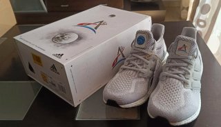 Adidas Ultraboost 5.0 DNA Nasa (45 1/3)