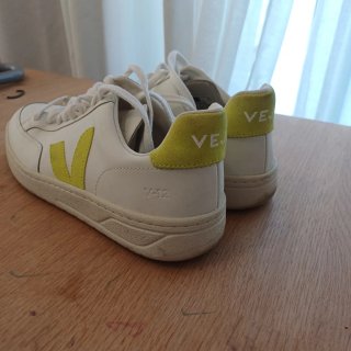 Zapatillas Veja V12 Blanco y Amarillo Talla 41